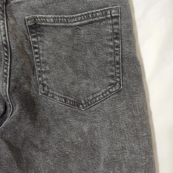 Wild Fable Highest Rise Mom Jean, Color Gray Size 0 - Picture 12 of 16